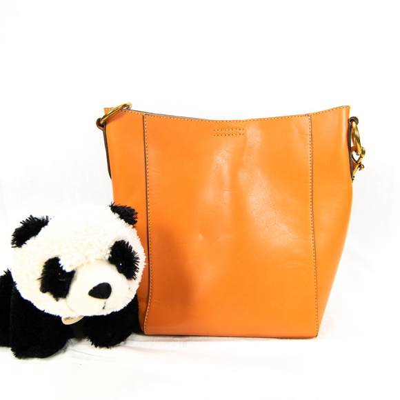 frye harness bucket bag